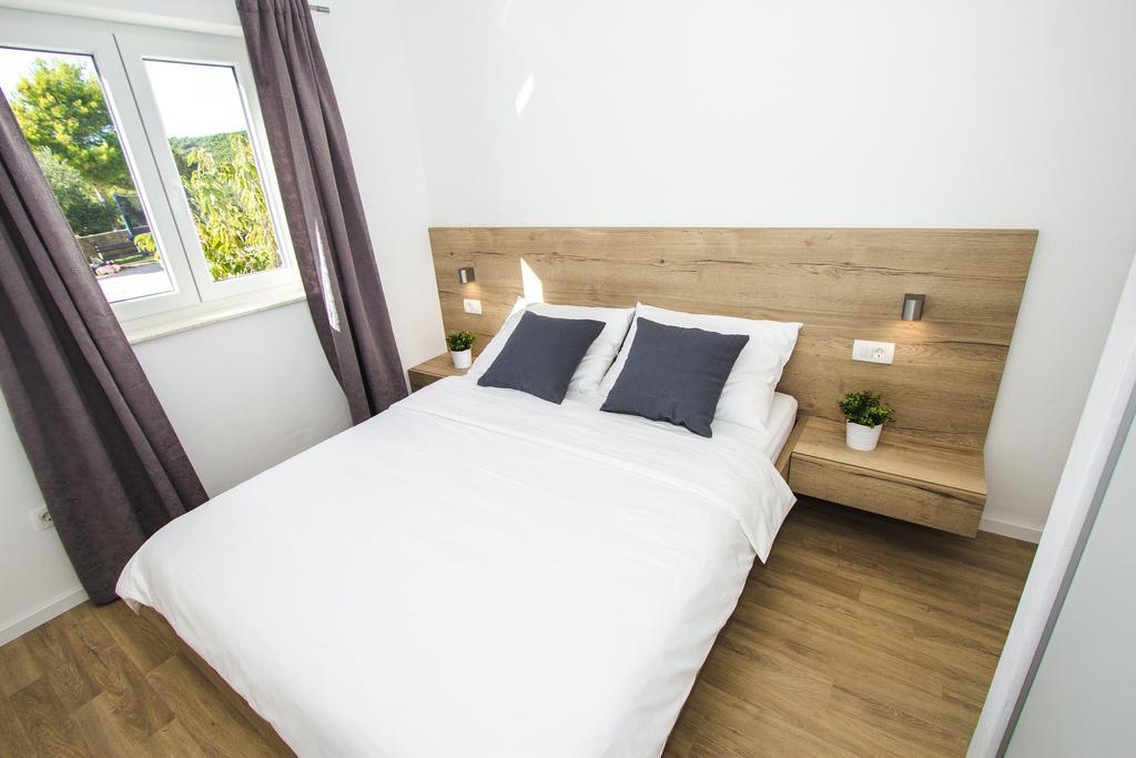 Olive Tree Apartments Vodice Exterior foto