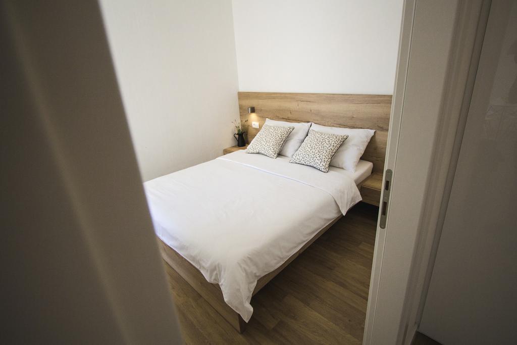 Olive Tree Apartments Vodice Exterior foto